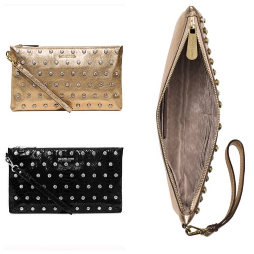 ❤️1 hr sale❤️Michael kors Adrienne large zip clutc